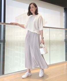 自由区 バックサテンアムンゼン プリーツスカート