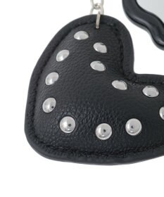 earth music&ecology ハートモチーフミラー付きチャーム