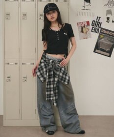 WEGO ヘンリーネックロゴ刺繍T