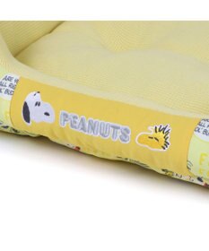 PET PARADISE スヌーピー　いつも一緒 カドラー M  小型犬 57×45cm