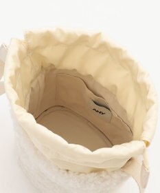 ANY バケットファーショルダーバッグ