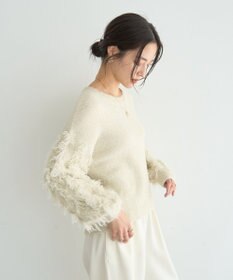 YECCA VECCA ラメフェザー袖フリンジニット
