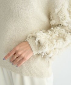 YECCA VECCA ラメフェザー袖フリンジニット