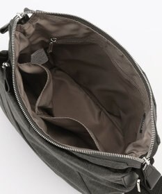 Y'SACCS ストリームラインショルダー