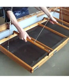 PRESENTERS ROOM 美濃和紙 水うちわ 小判型(アザミ)