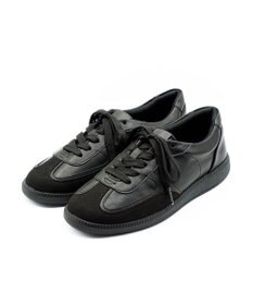 APOM 晴雨兼用　ウォーターレジスト.ジャーマントレーナー