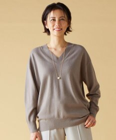 自由区 L 【洗える】ピュアカシミヤVネック ニット