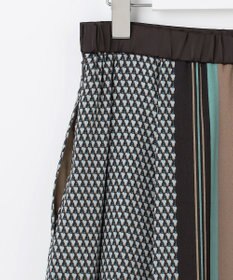 自由区 【洗える】ジオメトリックハートプリント スカート