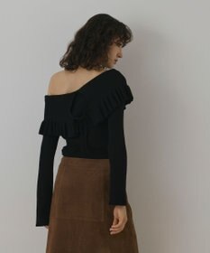 GRACE CONTINENTAL オフショルフリルニットトップ