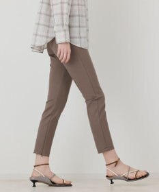 GRACE CONTINENTAL ポンチスリムパンツ