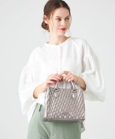 LA BAGAGERIE ランダムプリーツ2WAYハンドバッグ