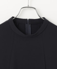 #Newans 〈亀恭子さんコラボ〉パネルタックAラインブラウス