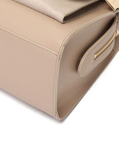 style code 【MERCURYDUO/マーキュリーデュオ】メタリッククラック調型押し フラップハンドバッグ