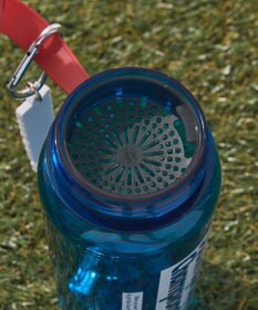 AMERICAN HOLIC 【RUSSELL】ラバーチャーム付きクリアボトル