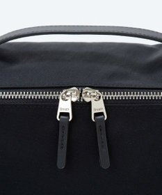 TOPKAPI 【Breath TOPKAPI】【撥水】マット ナイロン ボックス型 ショルダーバッグ