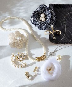 組曲 【好評につき追加販売・2セット】パールビジュー ブローチ