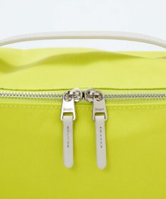 TOPKAPI 【Breath TOPKAPI】【撥水】マット ナイロン ボックス型 ショルダーバッグ