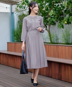 Tiaclasse 【新色追加・洗える】パールボタンプリーツワンピース