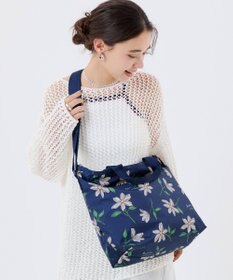 LeSportsac DELUXE EASY CARRY TOTE/フローラルブルームズネイビー