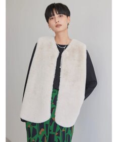 AMERICAN HOLIC 丈違いフェイクファーベスト