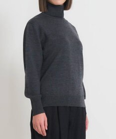 muuc 〈極上メリノウール〉ベーシックタートルネックプルオーバー〈肌に優しいニット〉〈アンサンブル可能〉〈袖の透かし編み〉