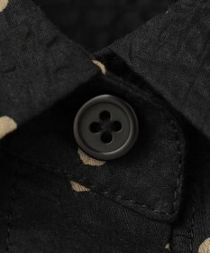 自由区 L 【WEB限定】コットンサッカープリント シャツ