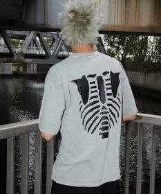 WEGO 【ユニセックス着用ITEM】ブリーチボーングラフィックT（SS）