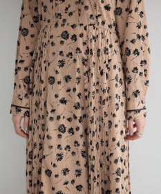 YECCA VECCA フラワー柄プリーツMIXワンピース