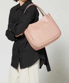 Y'SACCS シュリンクレザートート Mサイズ