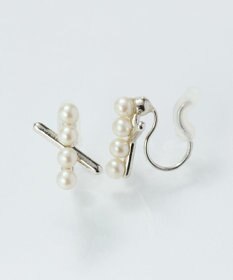 Phoebe 【痛くないシリーズ/金属アレルギー対応】パールクロスライトフィットイヤリング　シルバー