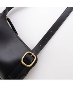 UNBILLION カシュカシュ cachecache / アシンメトリーバックルショルダー