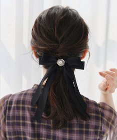 Tiaclasse サテンリボンバレッタ