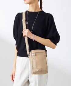 Y'SACCS 小西真奈美×Y'SACCS コンビスクエアショルダーバッグ