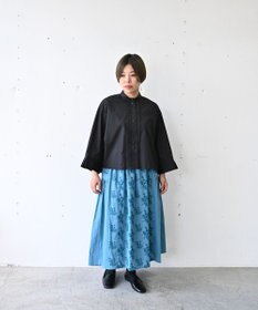 muuc 〈遠州織物の工場で織られた上質なコットン生地〉〈ブロード生地〉フロントタック プリーツ八分袖ブラウス