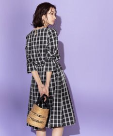 Tiaclasse 【洗える】女性らしさ引き立つリボン袖ギャザーワンピース