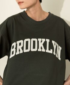 AMERICAN HOLIC BROOKLYN カレッジロゴBIGTシャツ