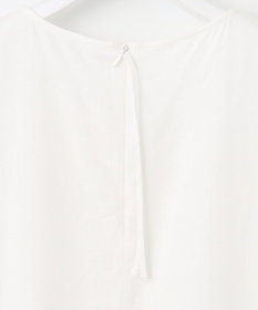 UNFILO 【撥水】レーヨン麻ライト刺繍ブラウス