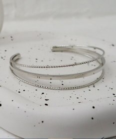 Tiaclasse 重ね付け風バングル