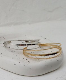 Tiaclasse 重ね付け風バングル