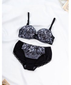 Wing 通販限定　ブラ＆ショーツセット　3/4カップブラ　ウイング／ワコール　CB3711