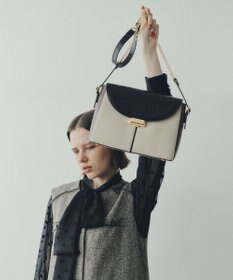 YECCA VECCA 配色メタルポイントバッグ