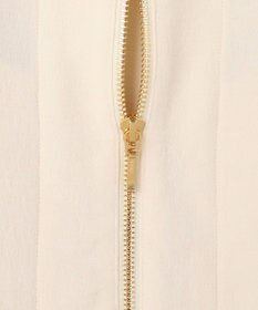 BEIGE， BROOM / スウェット風コンパクトライトパーカー