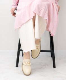 Bridget Birkin 【Bridget Birkin】チャンキーチェーンローファー