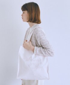 Maison de FLEUR ブランドロゴ刺繍スクエアトートバッグ
