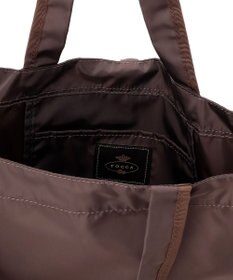 TOCCA SOGNO FUR CHARM TOTE トートバッグ【WEB＆一部店舗限定・A4サイズ対応】