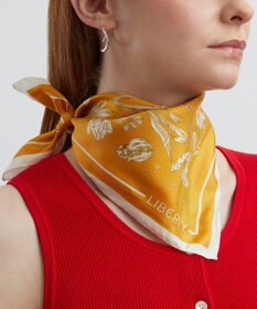 LIBERTY. モノ ミューズ 45x45 シルク スカーフ