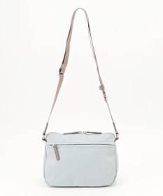 Y'SACCS ダブルタブ　トラベルポシェット