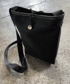 LIVERAL NAKI S ショルダーバッグ