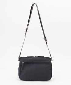 Y'SACCS ダブルタブ　トラベルポシェット