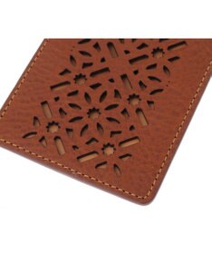 genten ダイヤカットワーク　パスケース